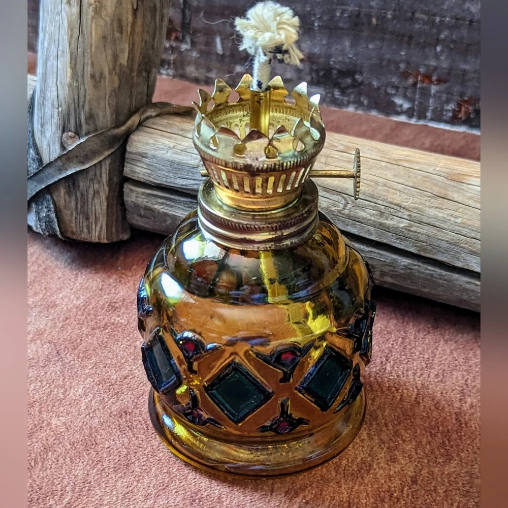 Vintage Amber Hand Painted Diamond Pattern Oil Lamp Base